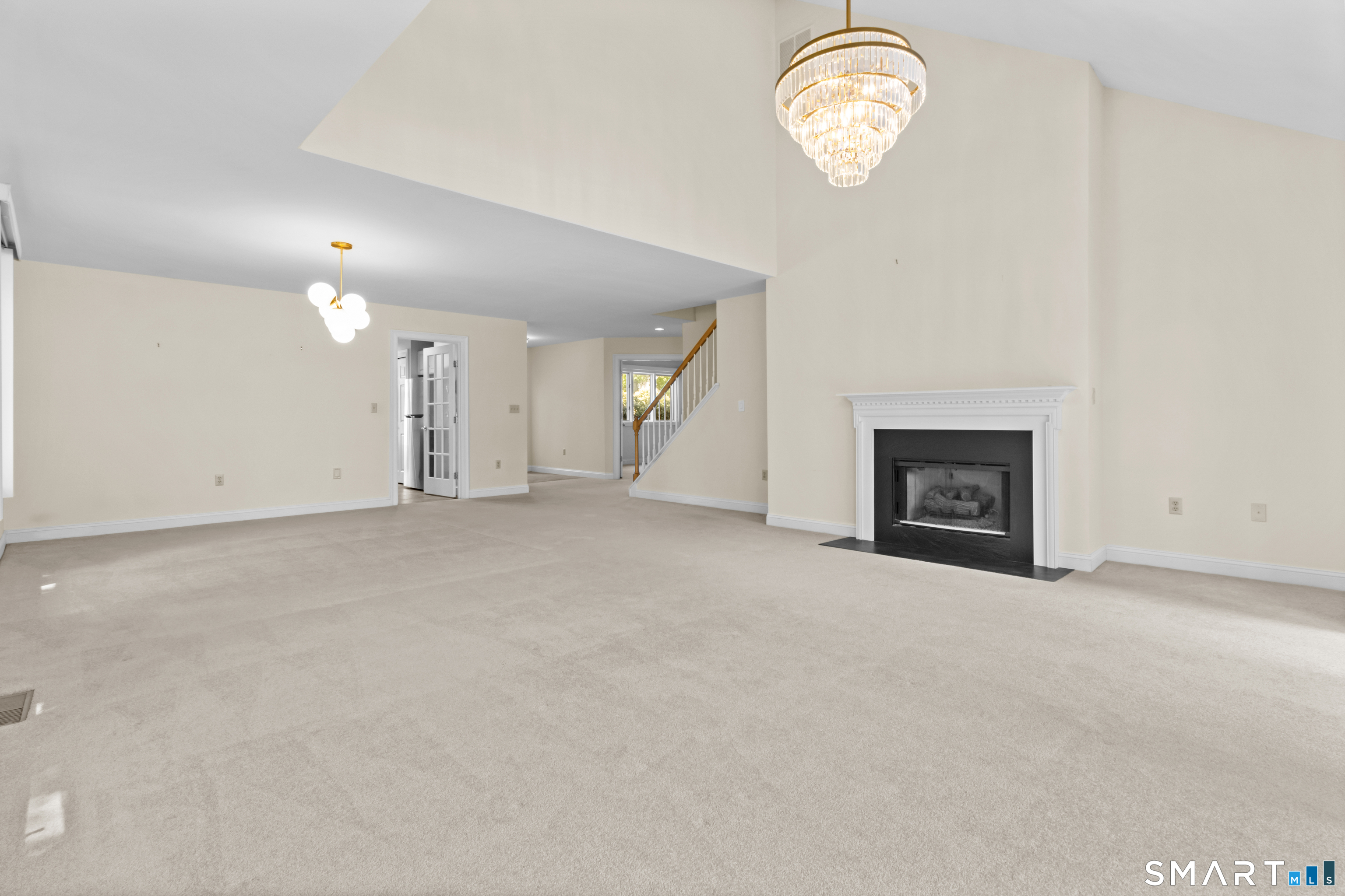1 Greenwich Lane Avon CT 06001