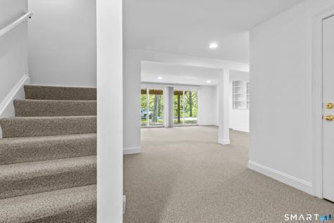 1 Greenwich Lane Avon CT 06001