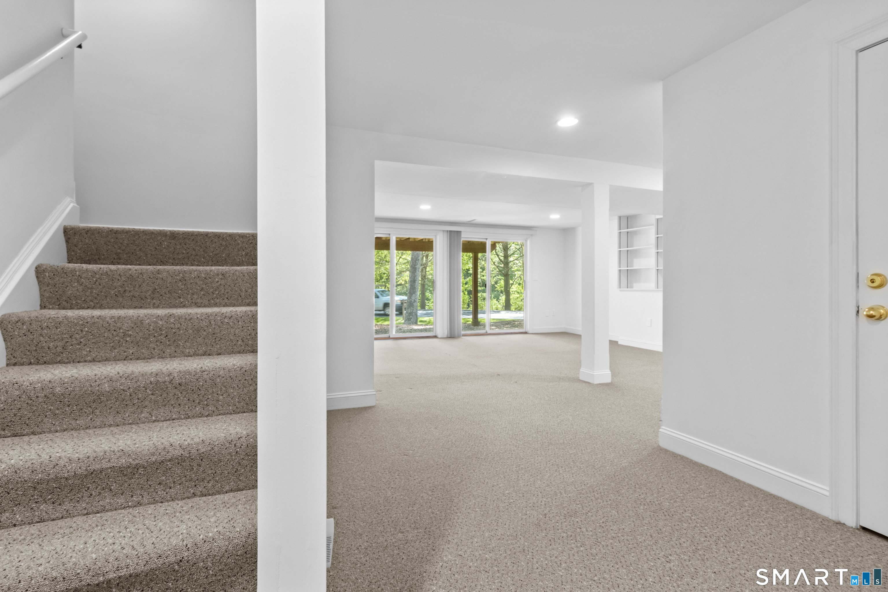 1 Greenwich Lane Avon CT 06001