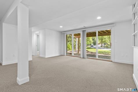 1 Greenwich Lane Avon CT 06001