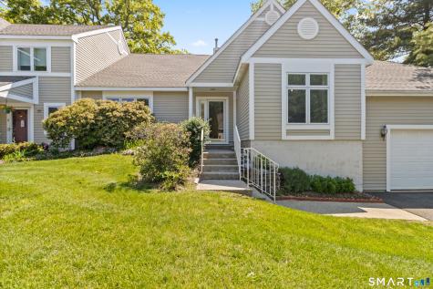 1 Greenwich Lane Avon CT 06001