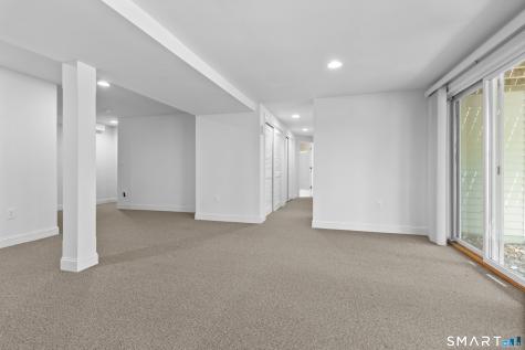 1 Greenwich Lane Avon CT 06001