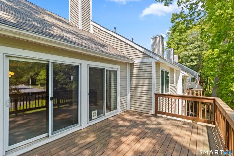 1 Greenwich Lane Avon CT 06001