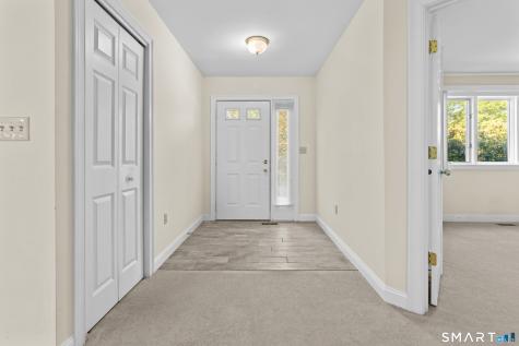 1 Greenwich Lane Avon CT 06001