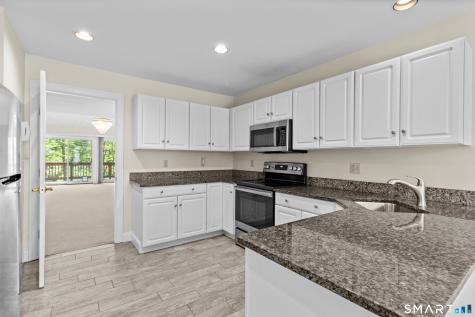 1 Greenwich Lane Avon CT 06001