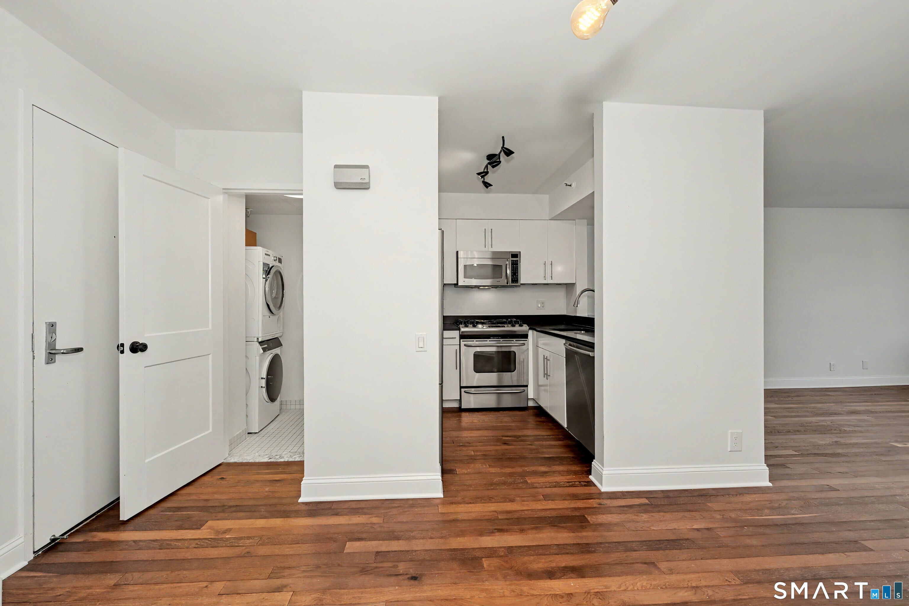 25 Forest Street Stamford CT 06901