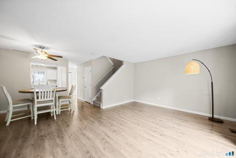 102 Oak Ridge Drive Windsor Locks CT 06096