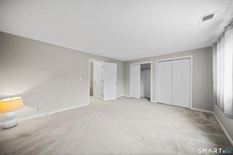 102 Oak Ridge Drive Windsor Locks CT 06096