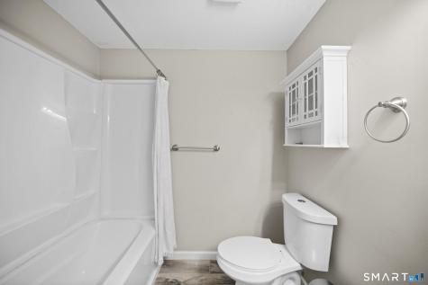 102 Oak Ridge Drive Windsor Locks CT 06096