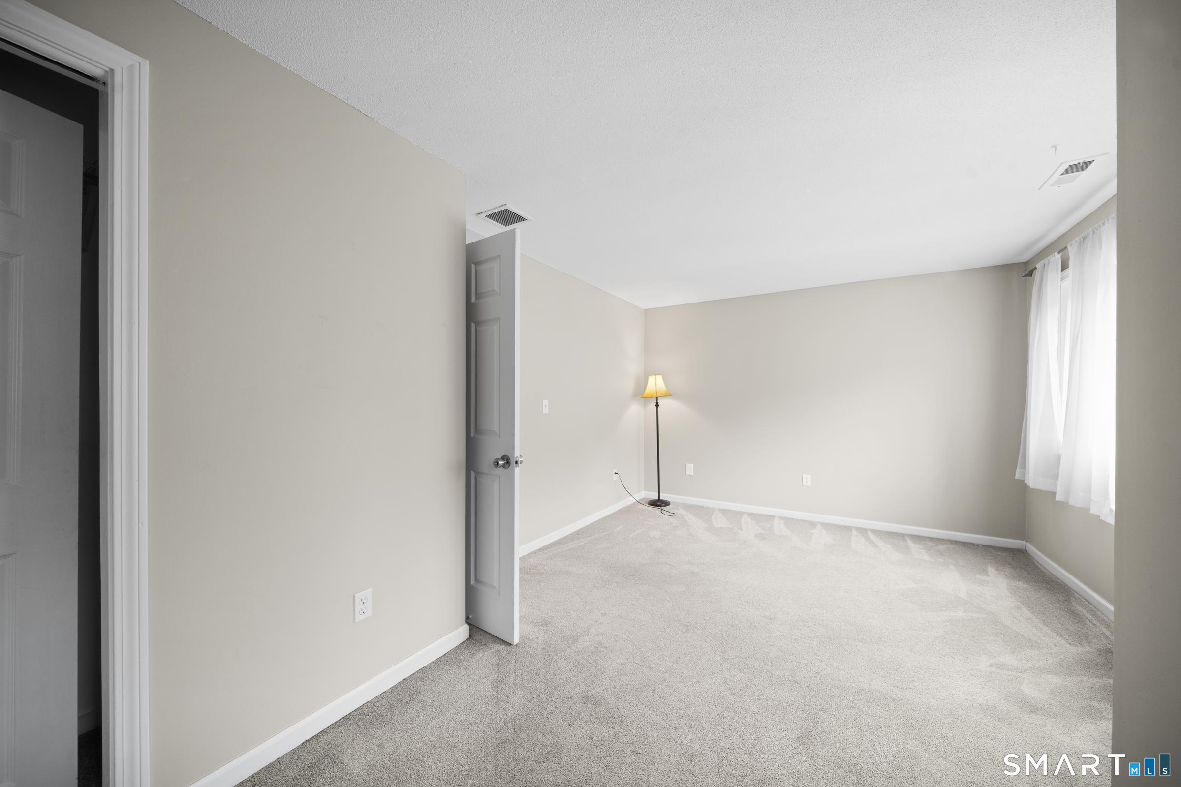 102 Oak Ridge Drive Windsor Locks CT 06096