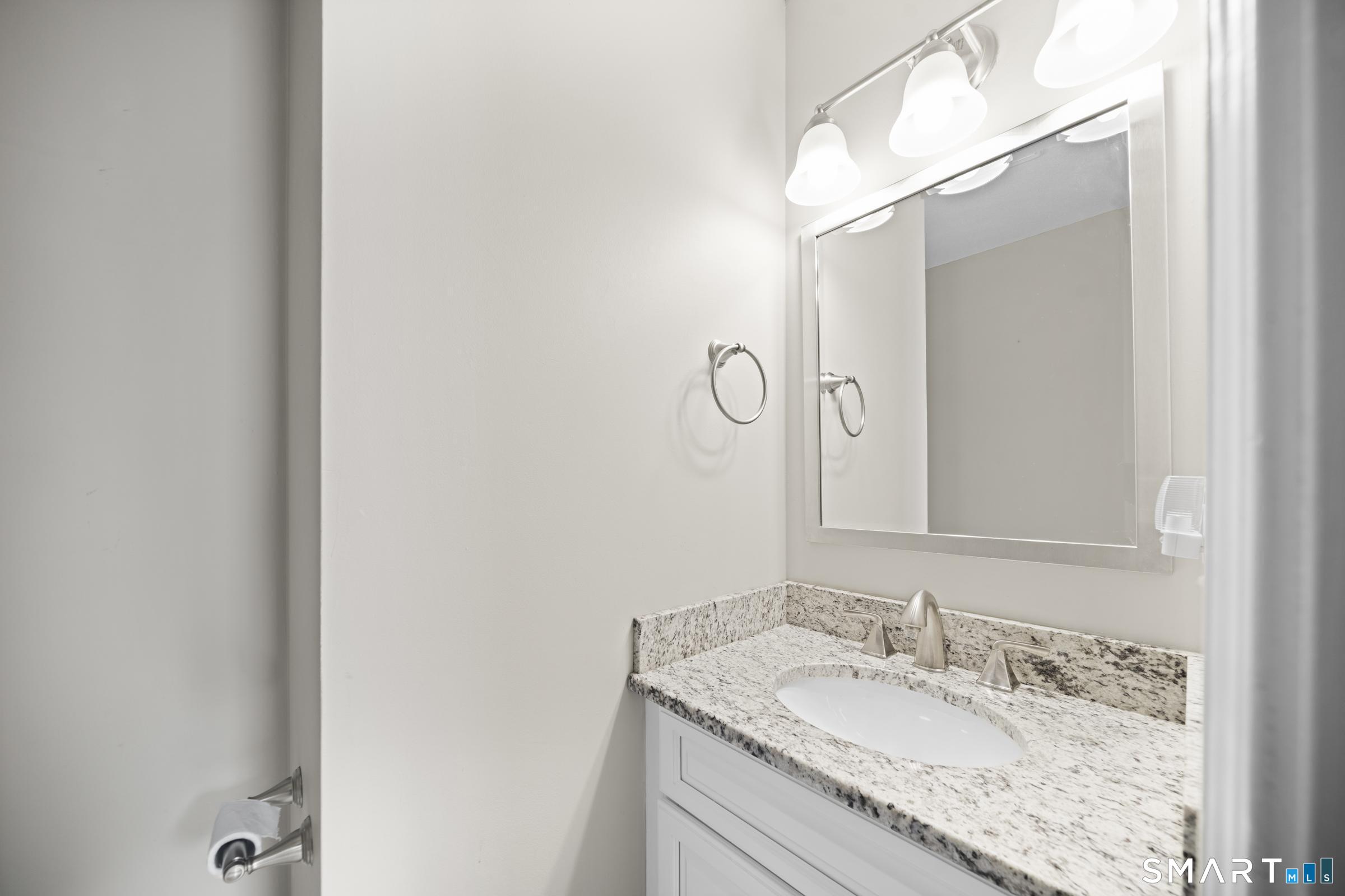 102 Oak Ridge Drive Windsor Locks CT 06096