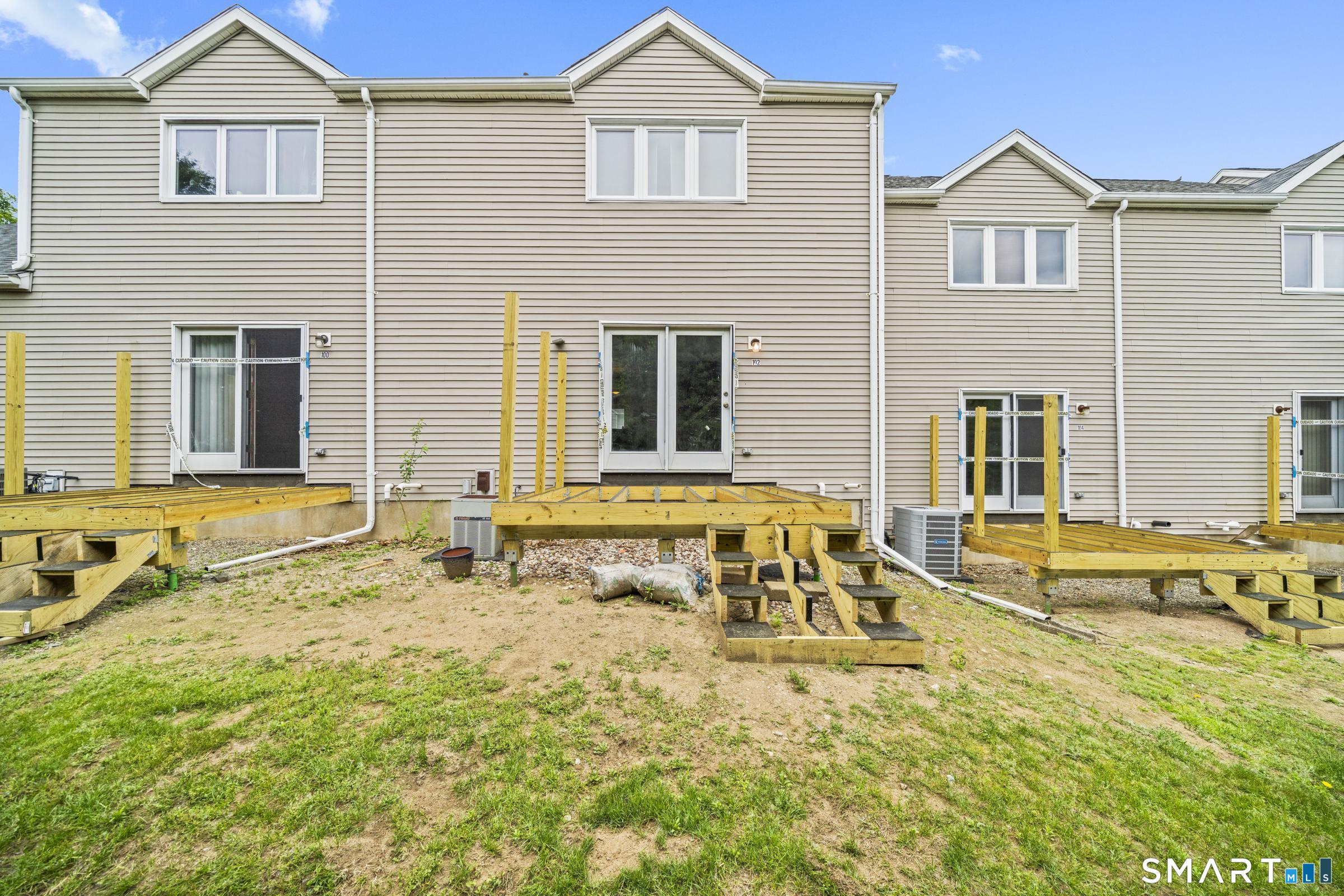 102 Oak Ridge Drive Windsor Locks CT 06096