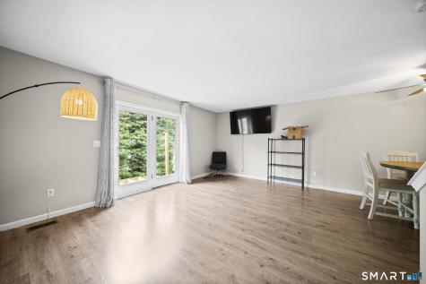 102 Oak Ridge Drive Windsor Locks CT 06096