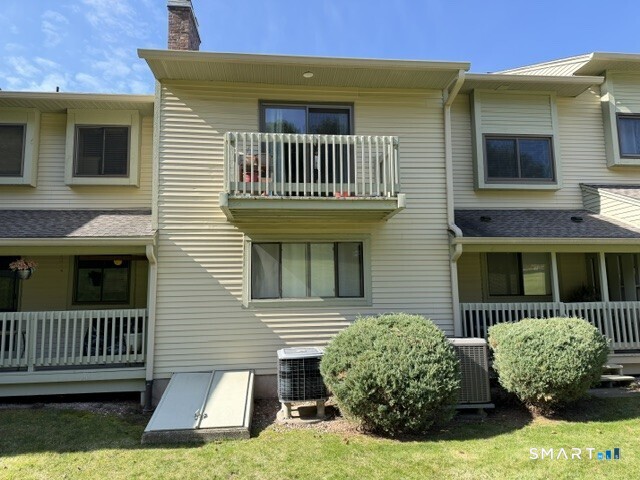 1004 Summer Hill Drive South Windsor CT 06074
