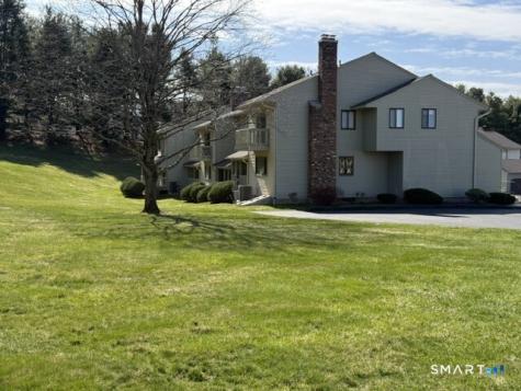 1004 Summer Hill Drive South Windsor CT 06074