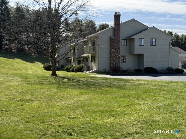 1004 Summer Hill Drive South Windsor CT 06074
