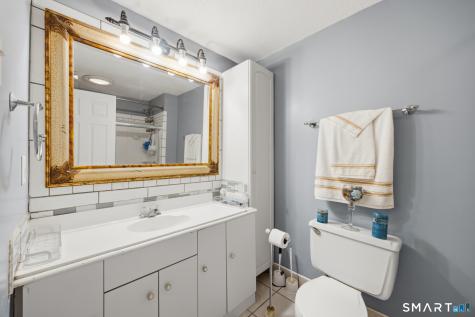 323 Dunfey Lane Windsor CT 06095