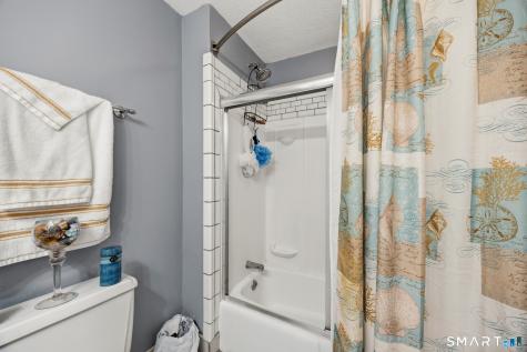 323 Dunfey Lane Windsor CT 06095