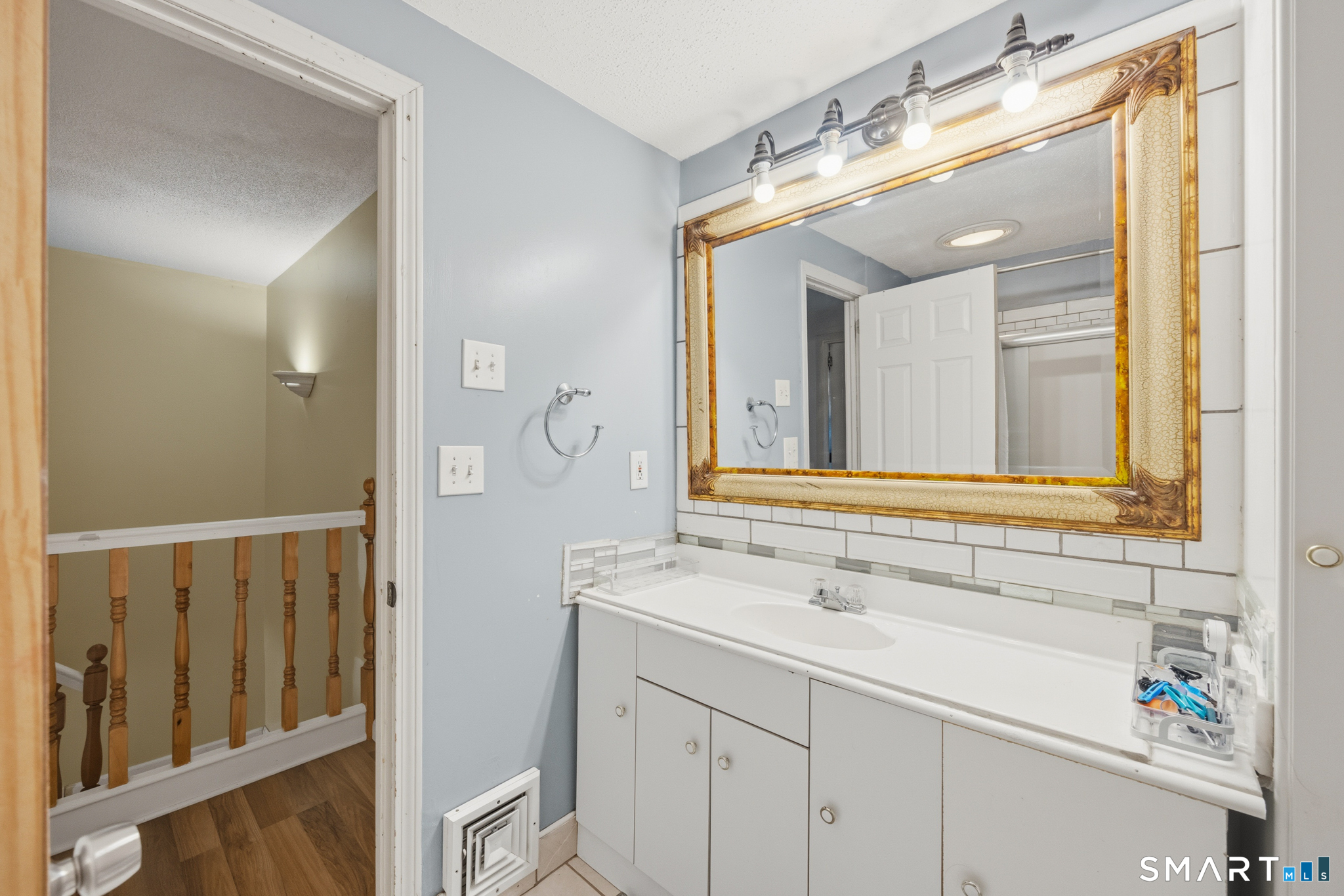 323 Dunfey Lane Windsor CT 06095