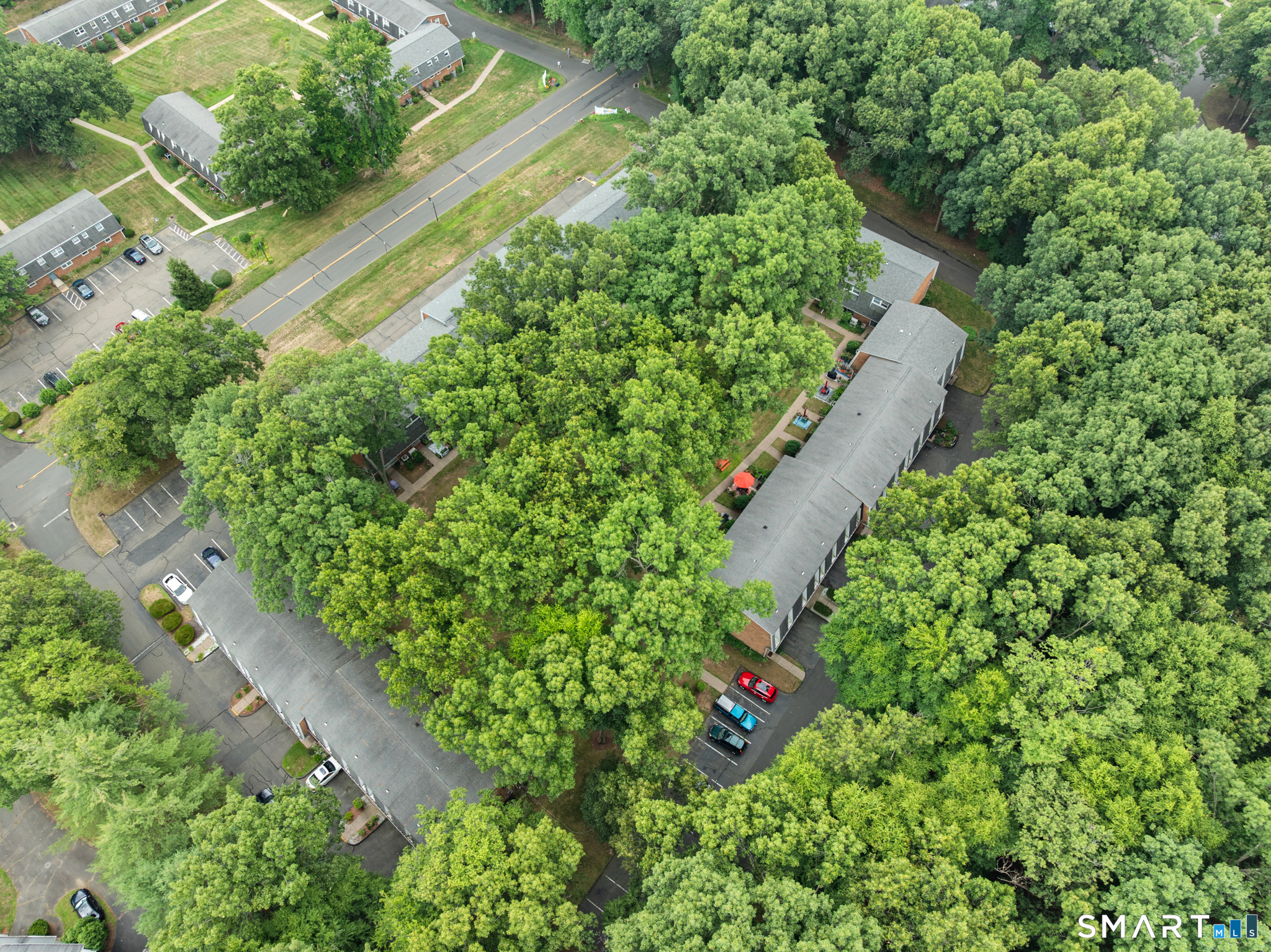 323 Dunfey Lane Windsor CT 06095