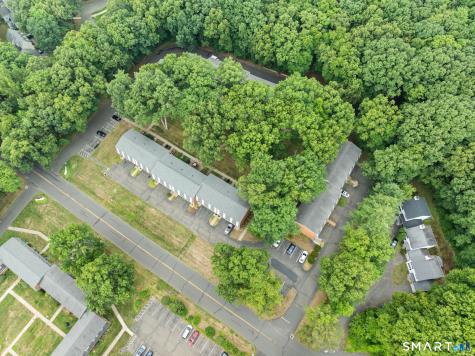 323 Dunfey Lane Windsor CT 06095