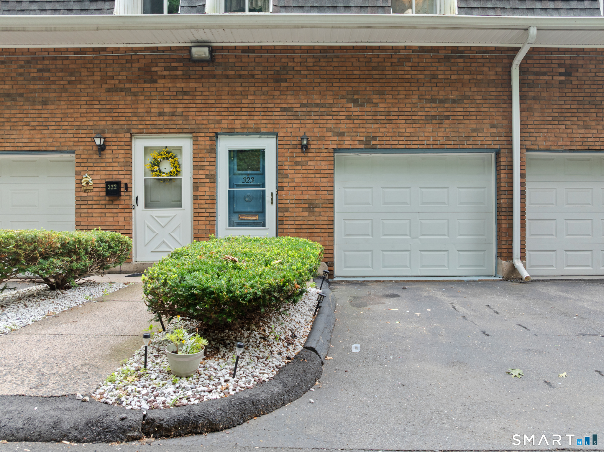 323 Dunfey Lane Windsor CT 06095