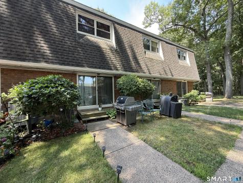 323 Dunfey Lane Windsor CT 06095