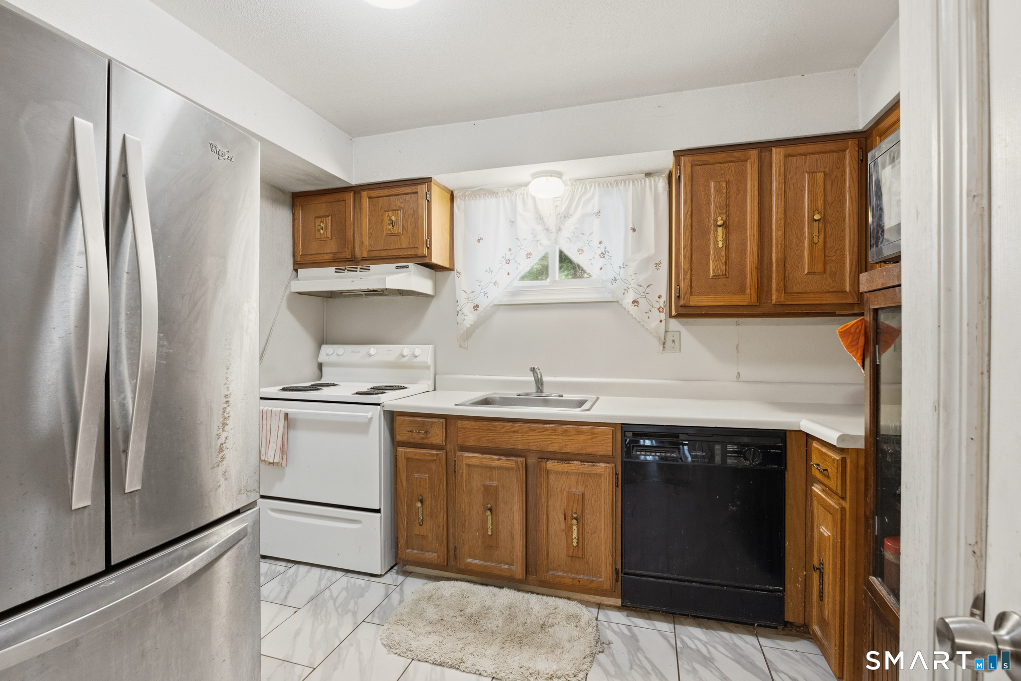 323 Dunfey Lane Windsor CT 06095