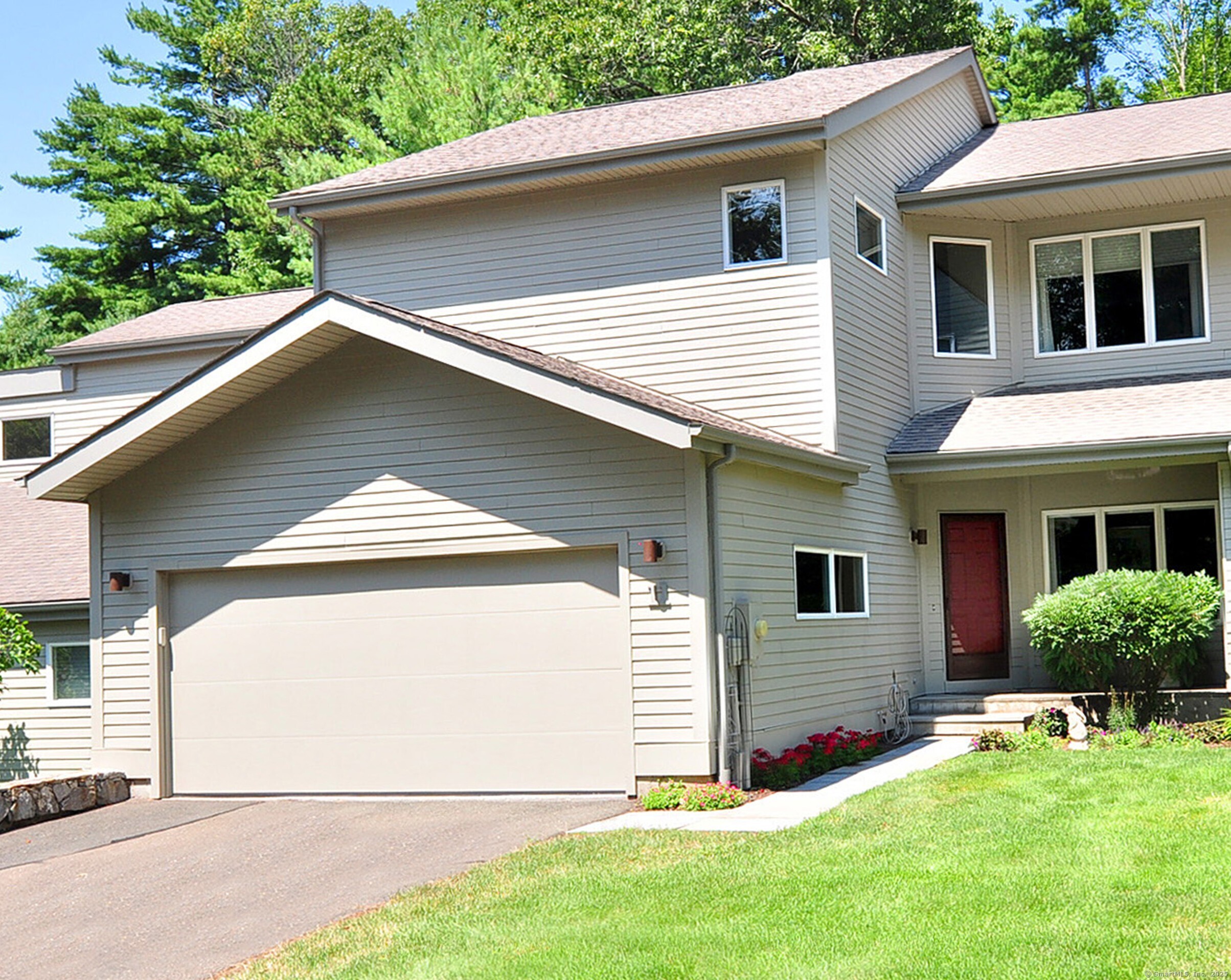 11 Templeton Court Avon CT 06001