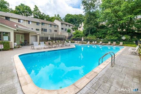118 Sunrise Hill Road Norwalk CT 06851