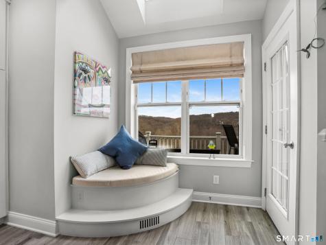 85 Winding Ridge Way Danbury CT 06810