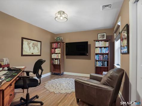 85 Winding Ridge Way Danbury CT 06810