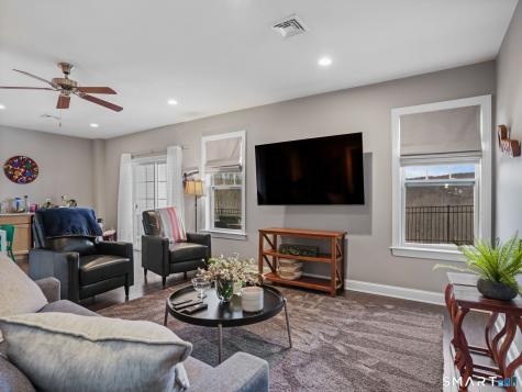 85 Winding Ridge Way Danbury CT 06810