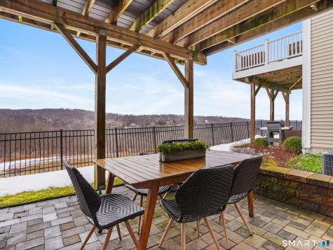 85 Winding Ridge Way Danbury CT 06810