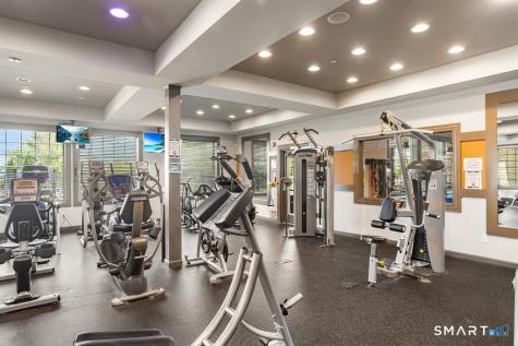 85 Winding Ridge Way Danbury CT 06810