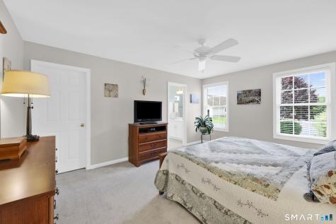 31 Ross Way Windsor Locks CT 06096