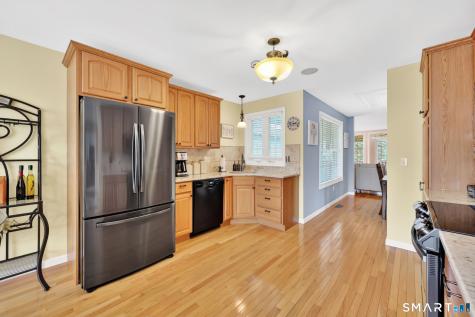 31 Ross Way Windsor Locks CT 06096