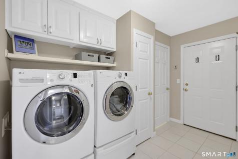 31 Ross Way Windsor Locks CT 06096
