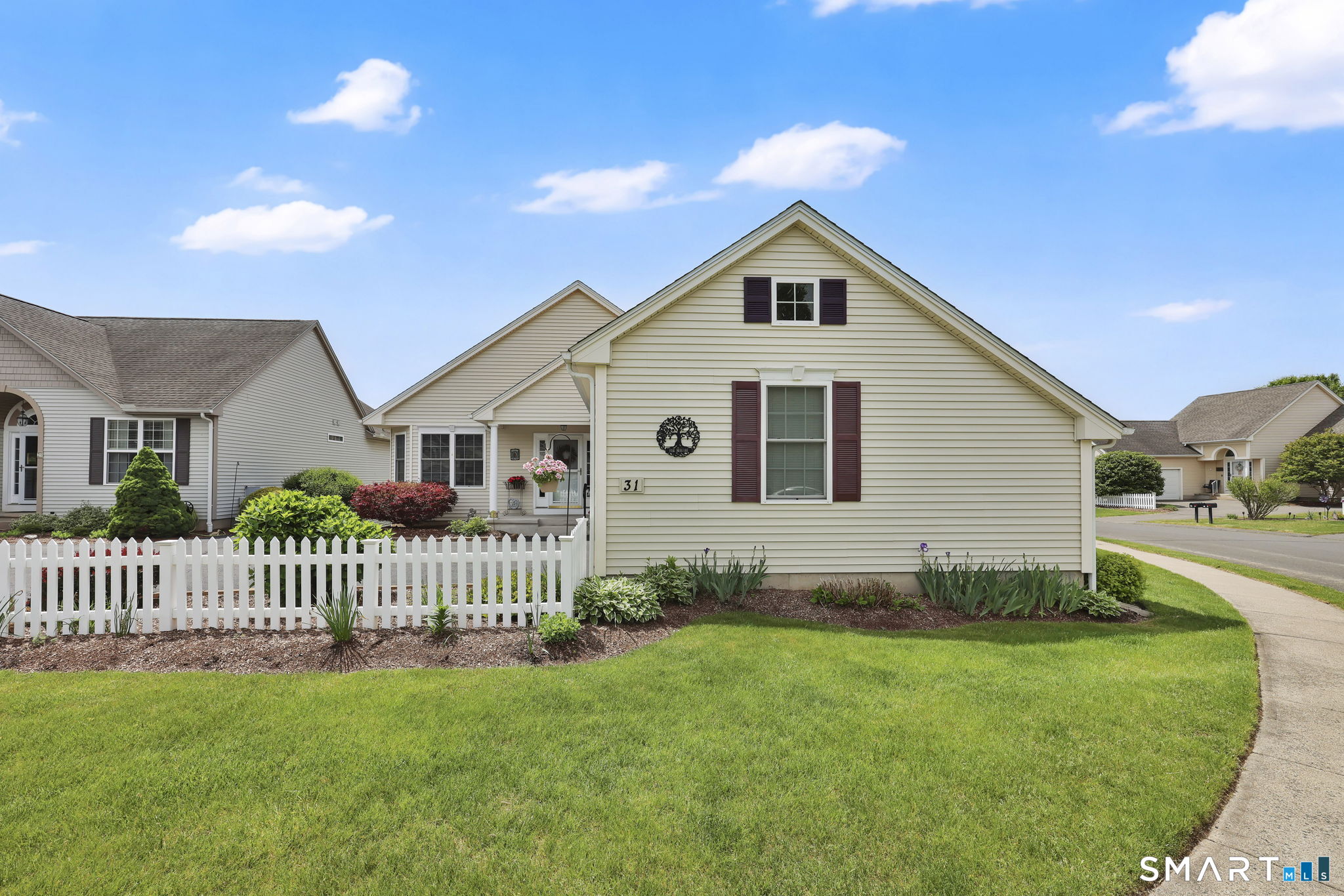 31 Ross Way Windsor Locks CT 06096