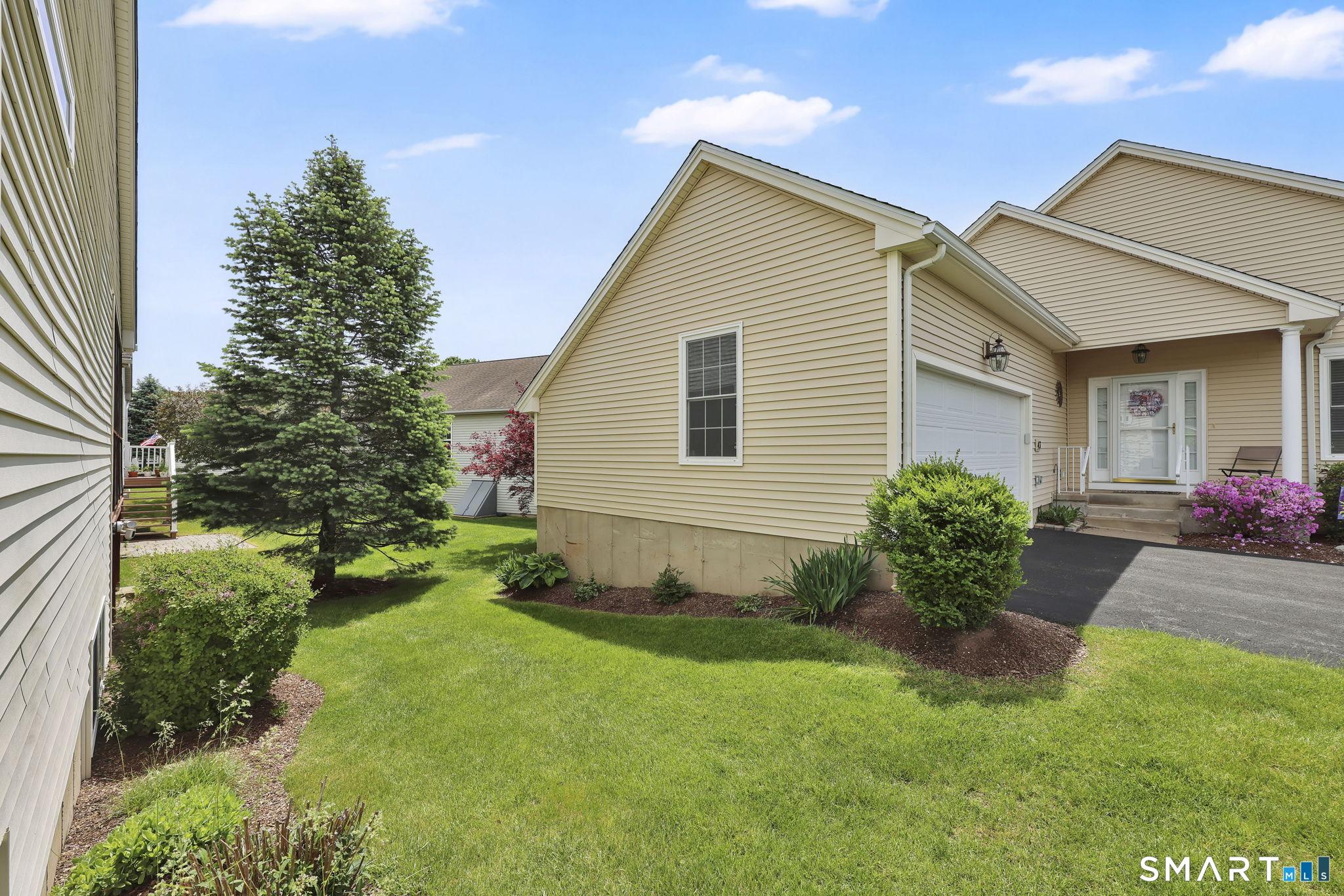31 Ross Way Windsor Locks CT 06096