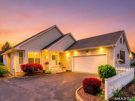 31 Ross Way Windsor Locks CT 06096
