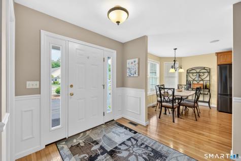 31 Ross Way Windsor Locks CT 06096