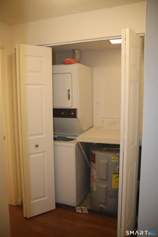 82 Longview Street Waterford CT 06385