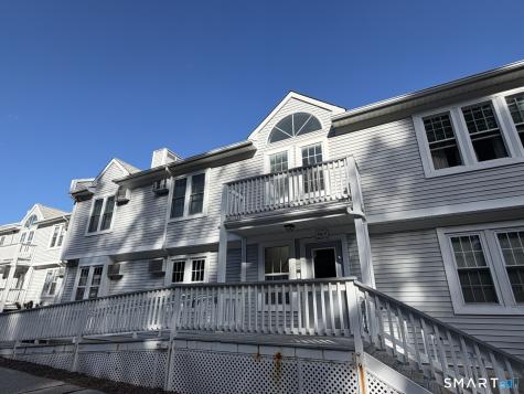 82 Longview Street Waterford CT 06385
