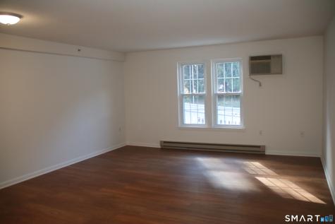 82 Longview Street Waterford CT 06385