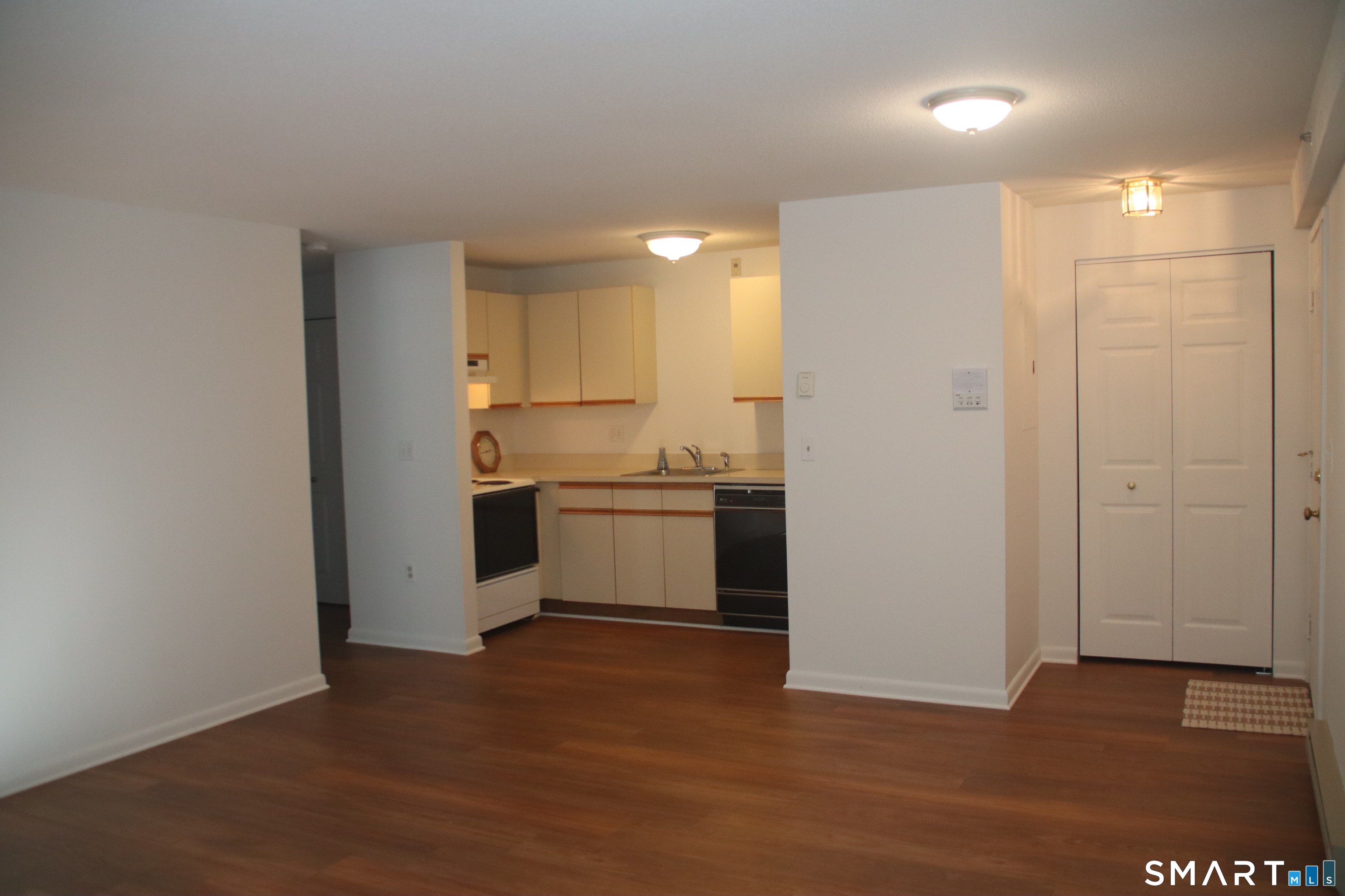 82 Longview Street Waterford CT 06385