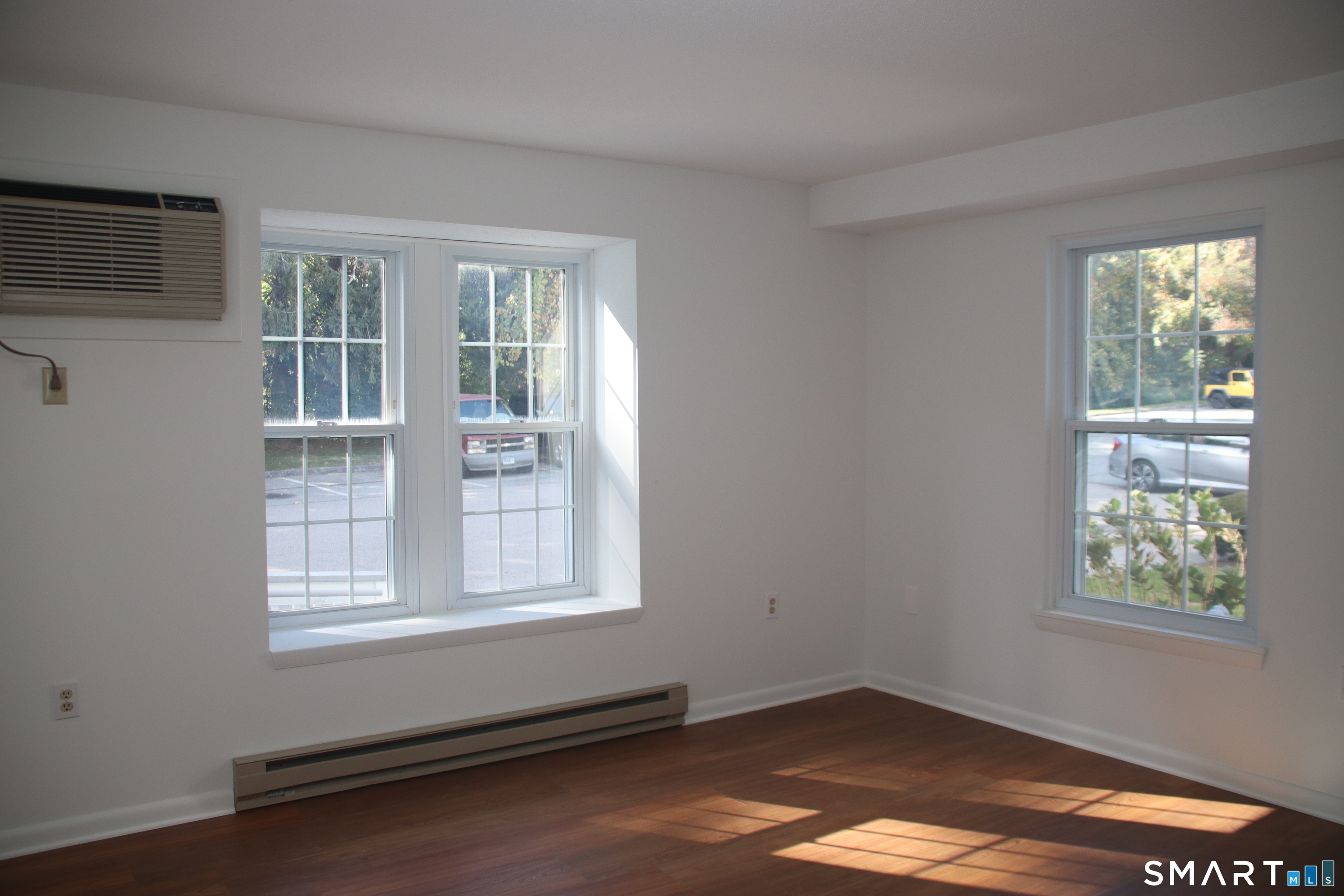 82 Longview Street Waterford CT 06385