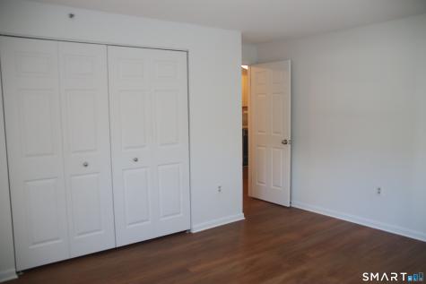 82 Longview Street Waterford CT 06385