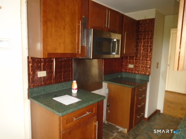 31 Woodland Street Hartford CT 06105