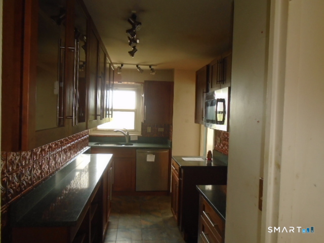 31 Woodland Street Hartford CT 06105